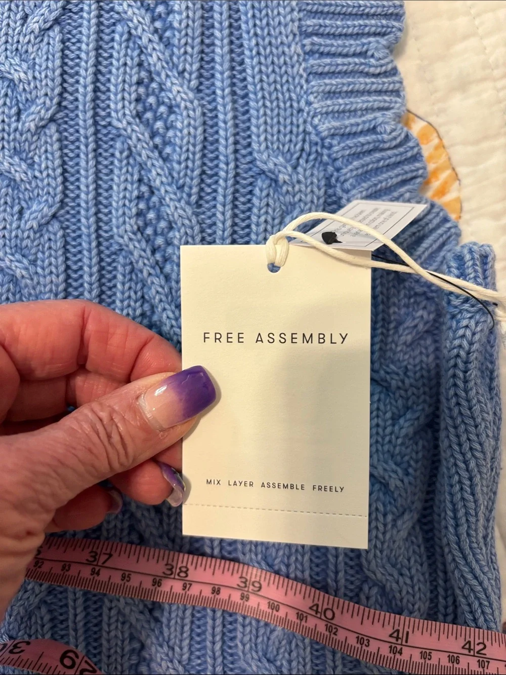 Cable Knit Sleeveless Sweater Vest - Light Blue - Picture 5 of 5